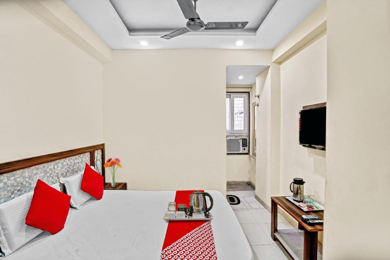 Oyo 88326 Hotel Cloud 9 Neu-Delhi Exterior foto